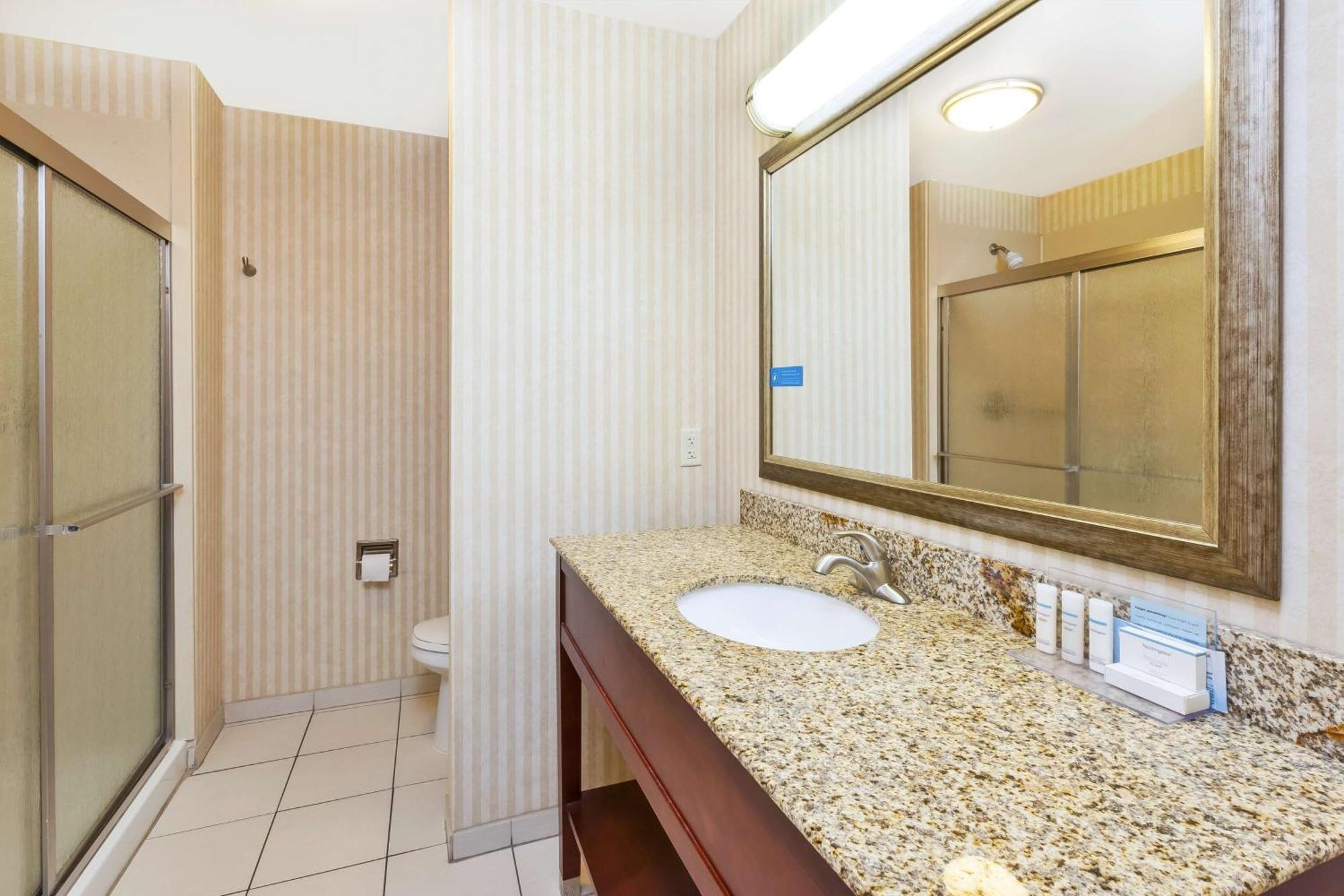 Hampton Inn Detroit/Саутгейт Екстер'єр фото