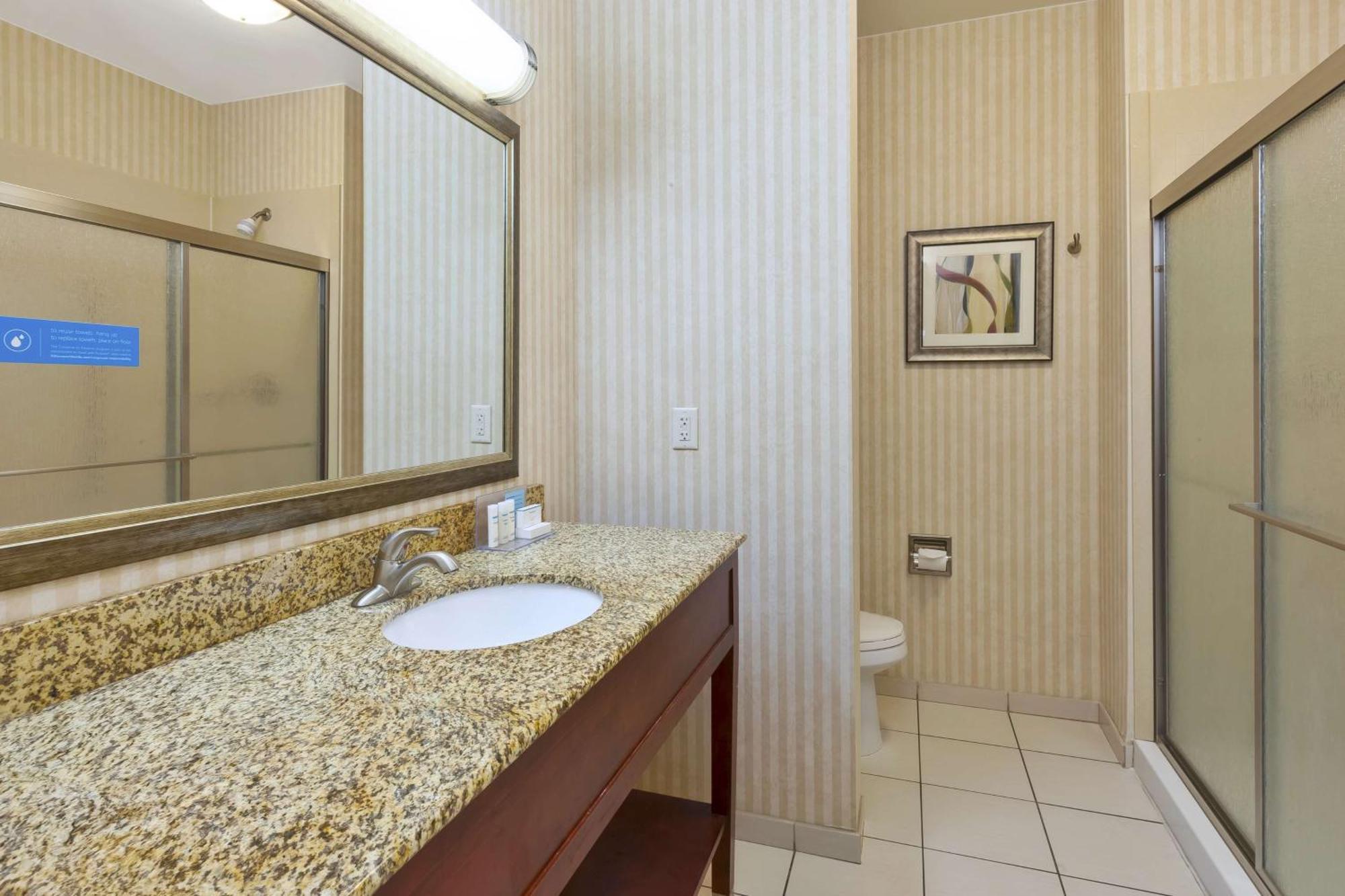 Hampton Inn Detroit/Саутгейт Екстер'єр фото