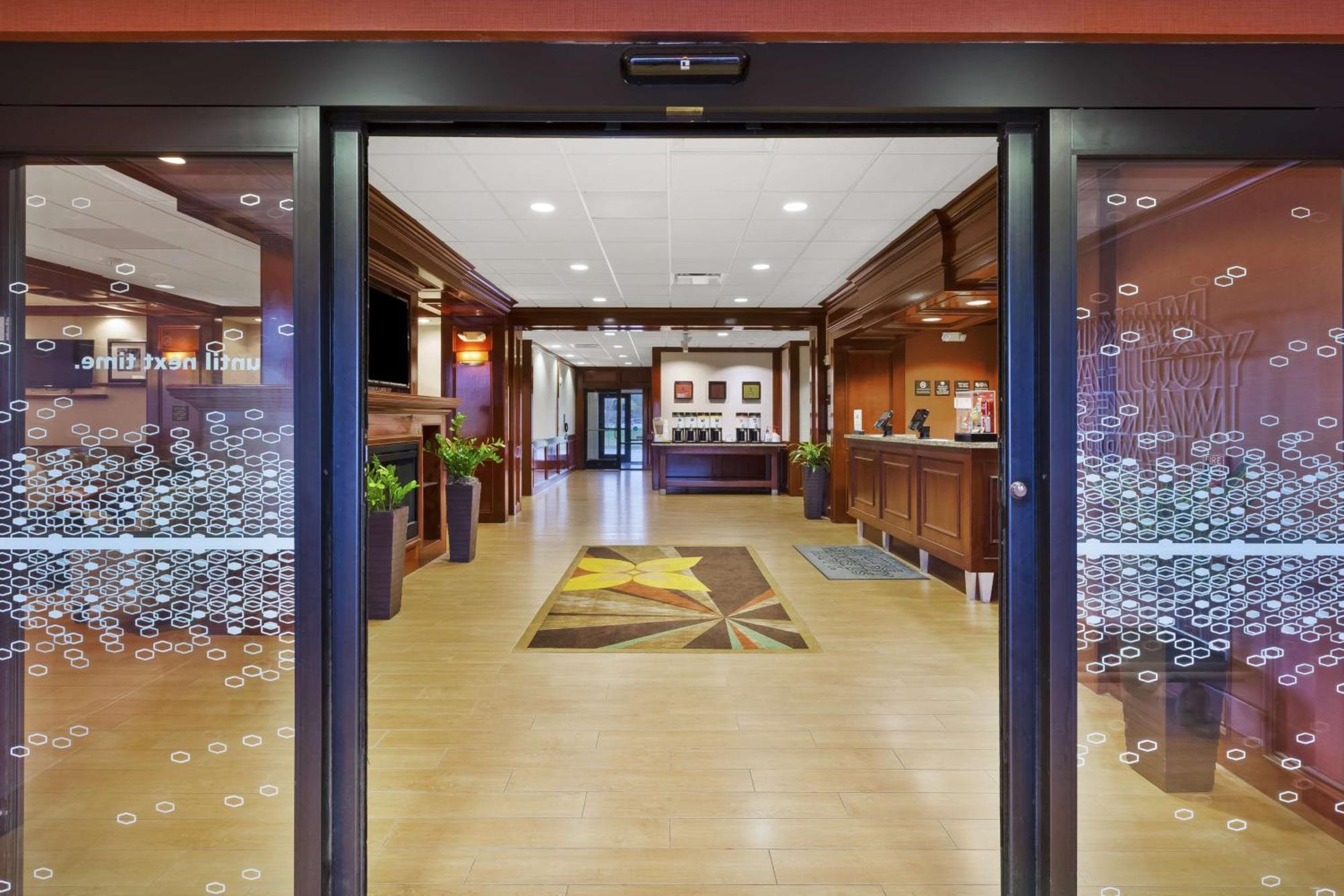 Hampton Inn Detroit/Саутгейт Екстер'єр фото